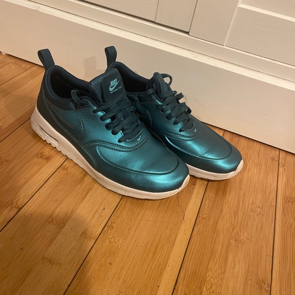 🚫SOLD🚫Air max Thea - Picture 3 of 5